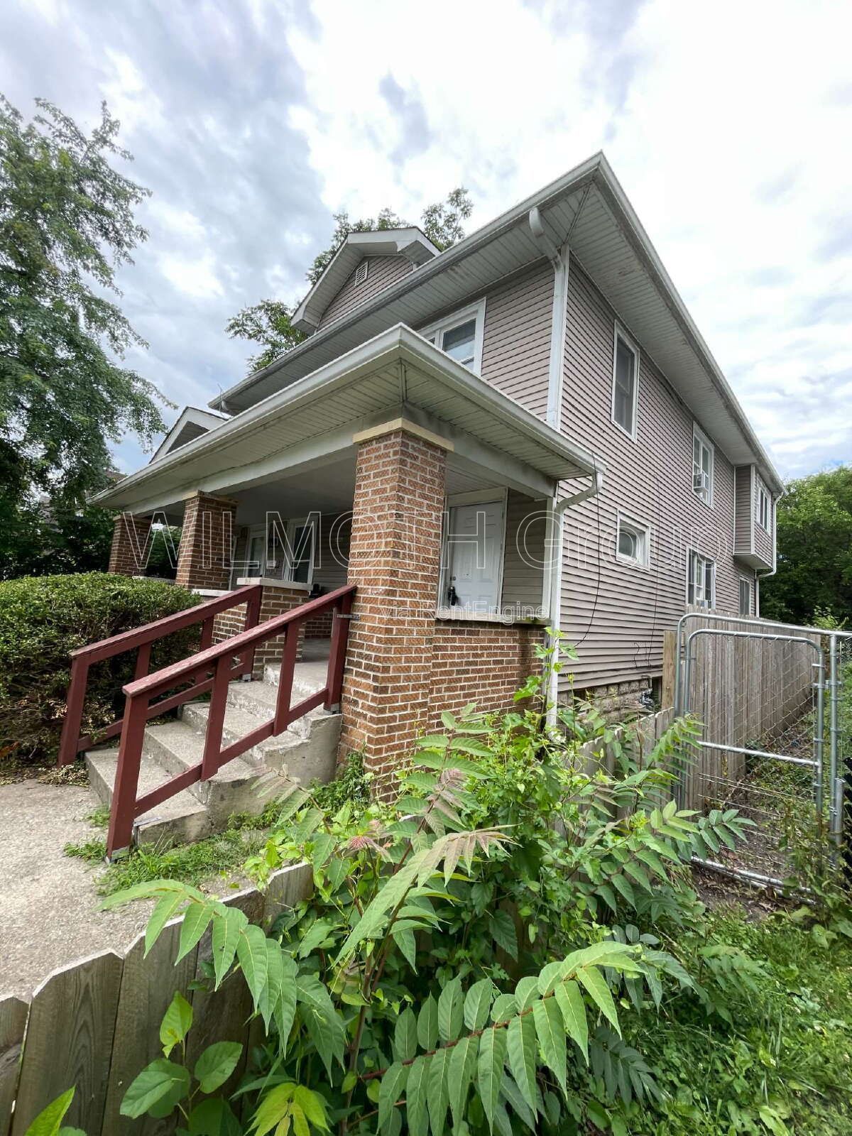 3-Bedroom duplex on North Tuxedo Street in Indianapolis! property image
