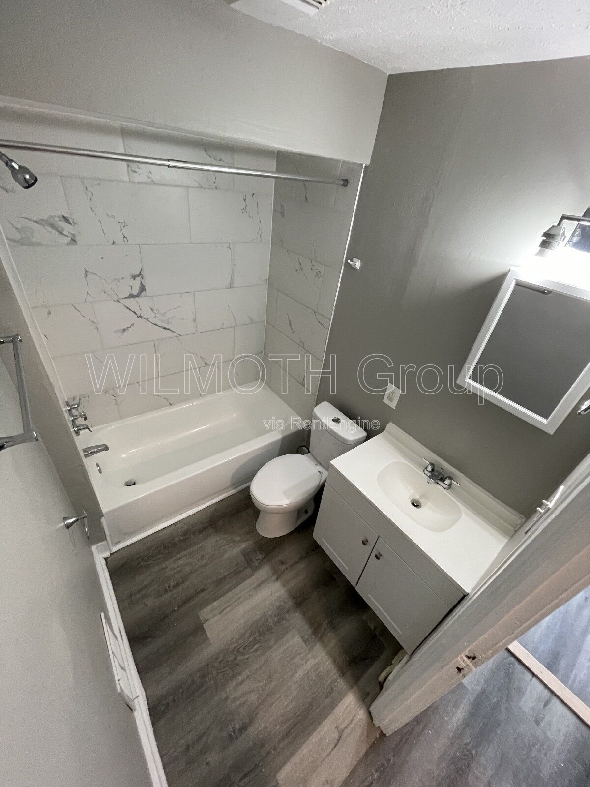 3-Bedroom duplex on North Tuxedo Street in Indianapolis! property image