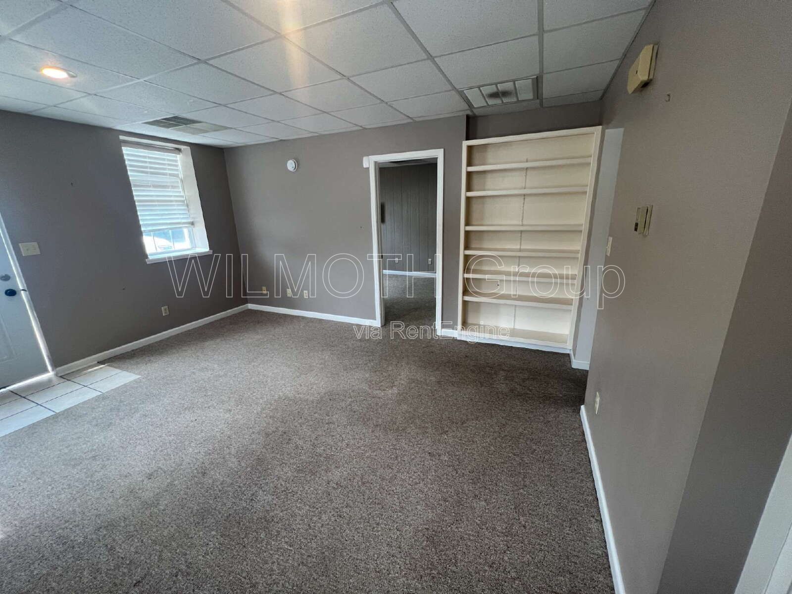 2-Bedroom Haven in Linden – Spacious 1026 Sq Ft Living at 108 E Walnut St! property image