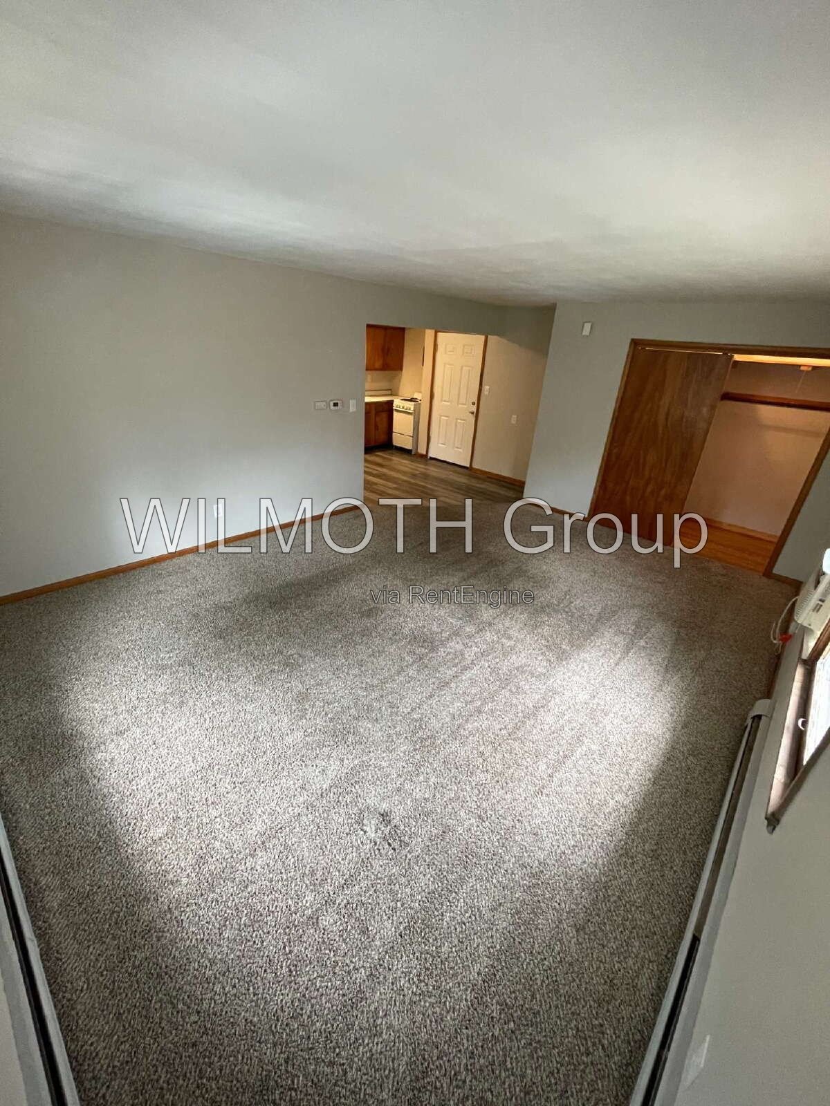 1-Bedroom Oasis in Greenfield - Perfectly Sized for Comfort at 113 West 5th Street! property image