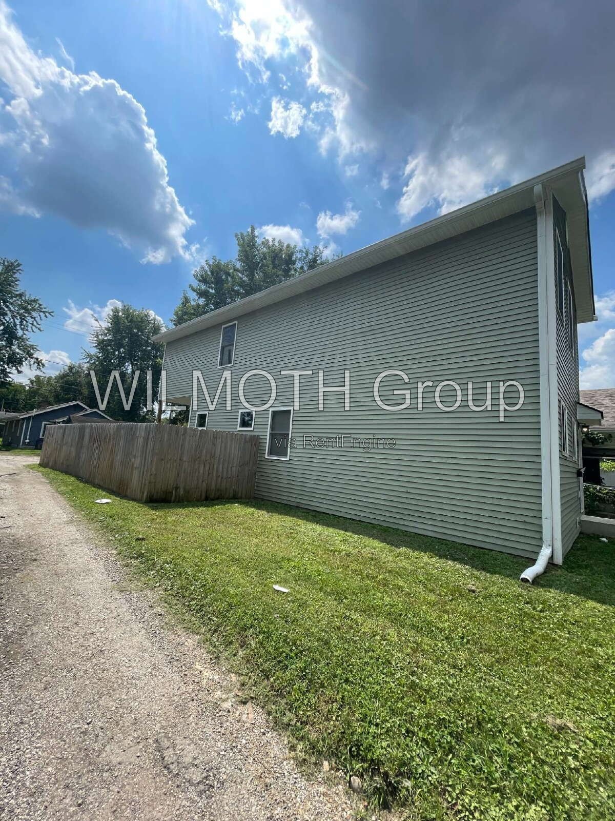 3-Bedroom Gem with 2 Full Baths and Spacious Living at 2641 E 18th St, Indianapolis! property image