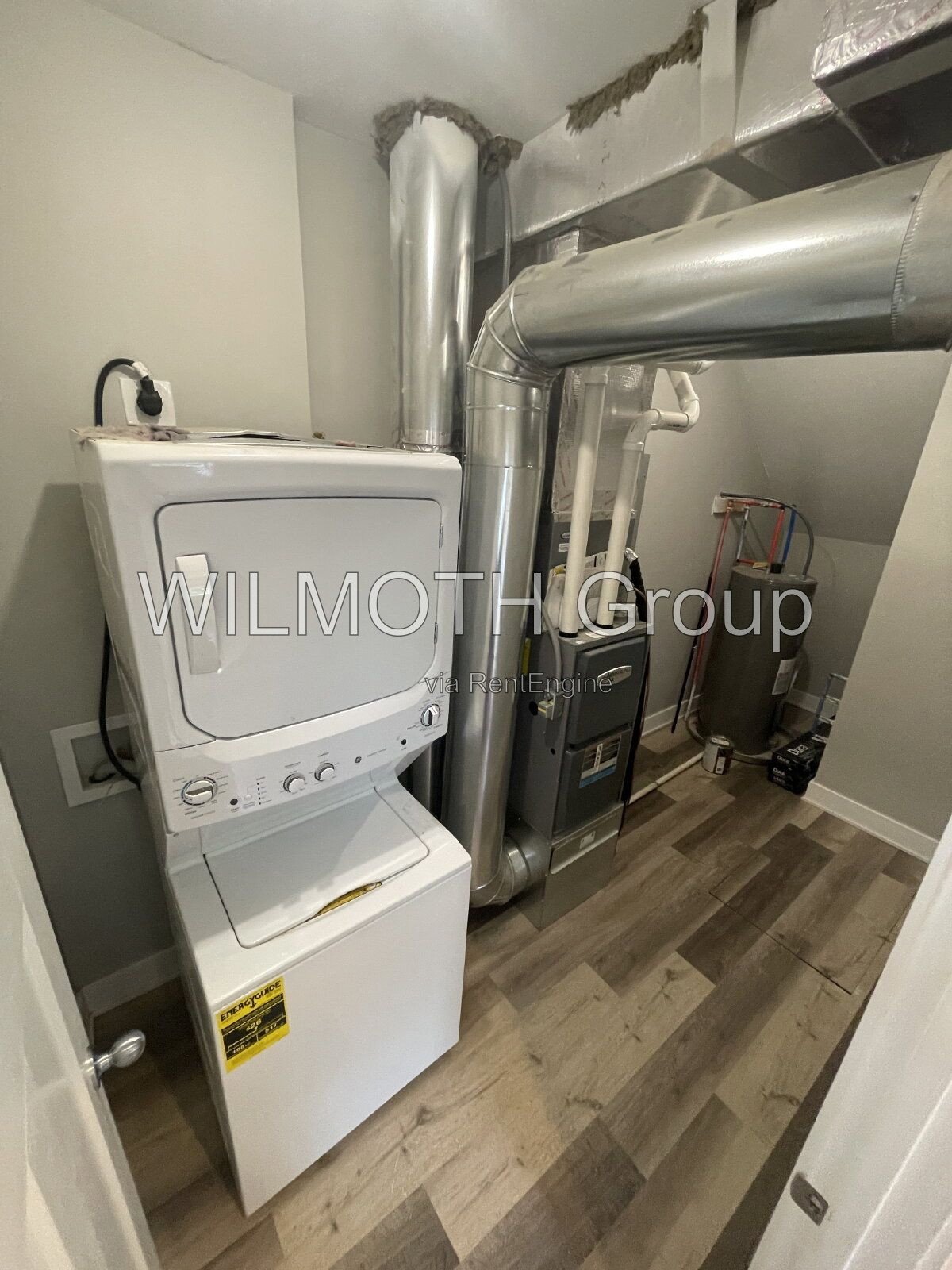 3-Bedroom Gem with 2 Full Baths and Spacious Living at 2641 E 18th St, Indianapolis! property image