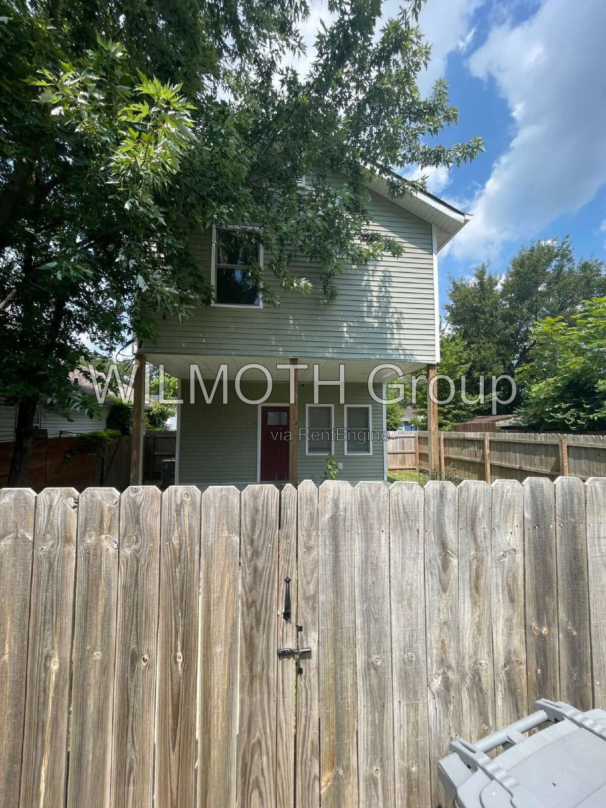 3-Bedroom Gem with 2 Full Baths and Spacious Living at 2641 E 18th St, Indianapolis! property image