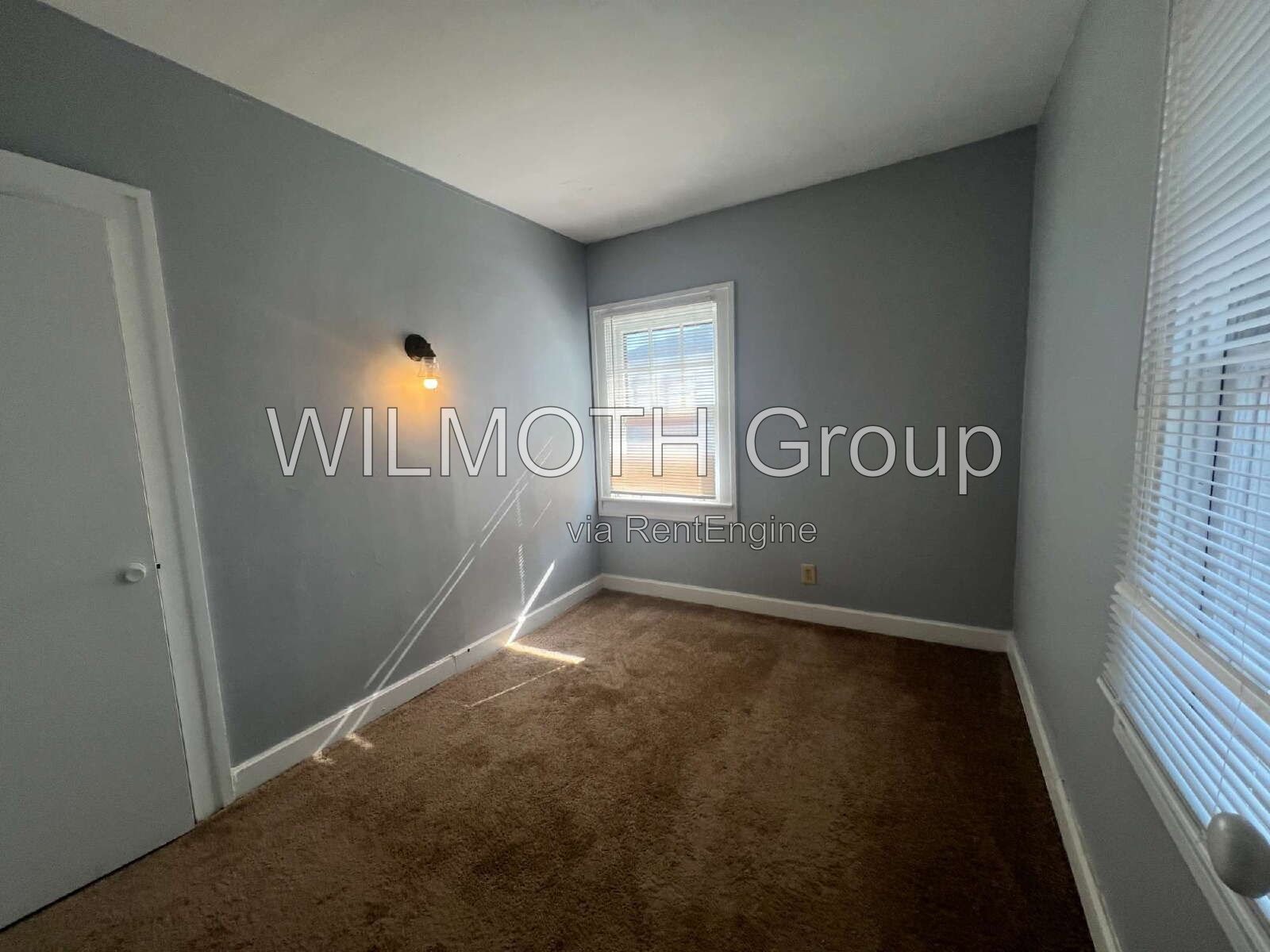 1-Bedroom Retreat with 800 Sq Ft of Comfort at 3763 Broadway Street, Indianapolis! property image