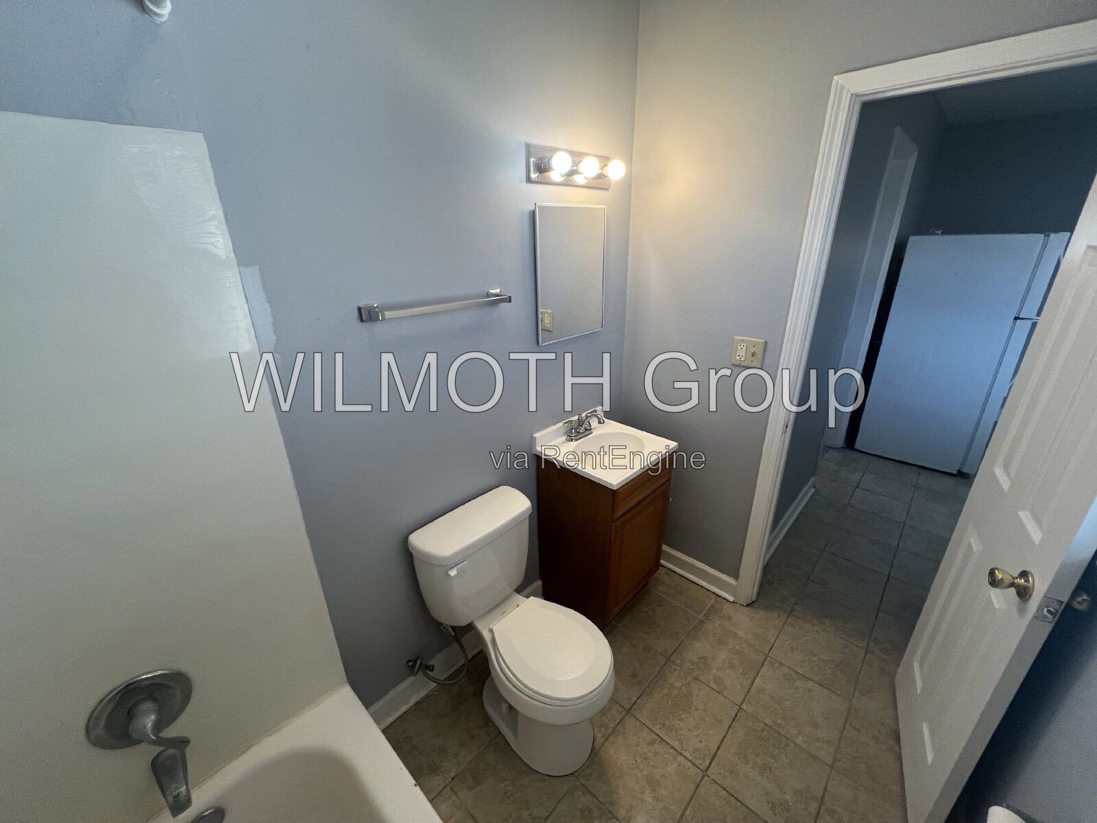 1-Bedroom Retreat with 800 Sq Ft of Comfort at 3763 Broadway Street, Indianapolis! property image