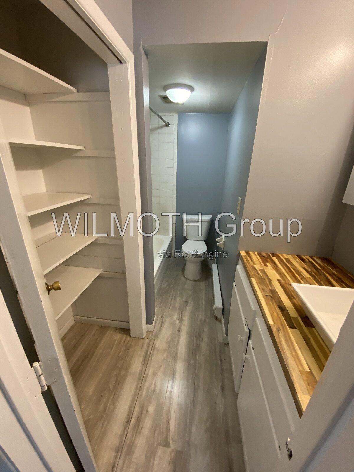 Cozy Sanctuary in New Castle: Perfect Blend of Comfort & Convenience! property image