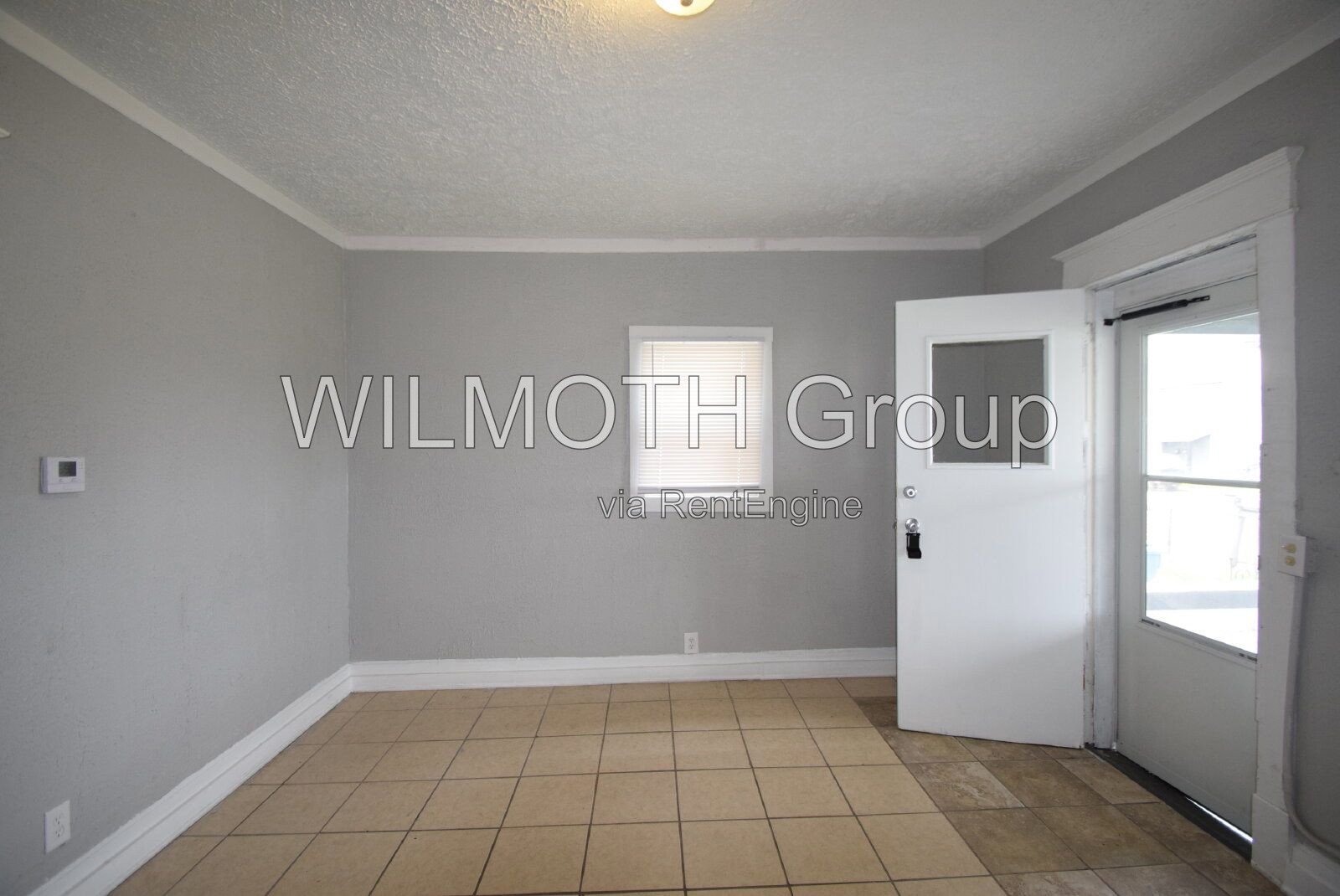 2-Bedroom Duplex with Gleaming Hardwood Floors at 1040 Division Street, Indianapolis! property image