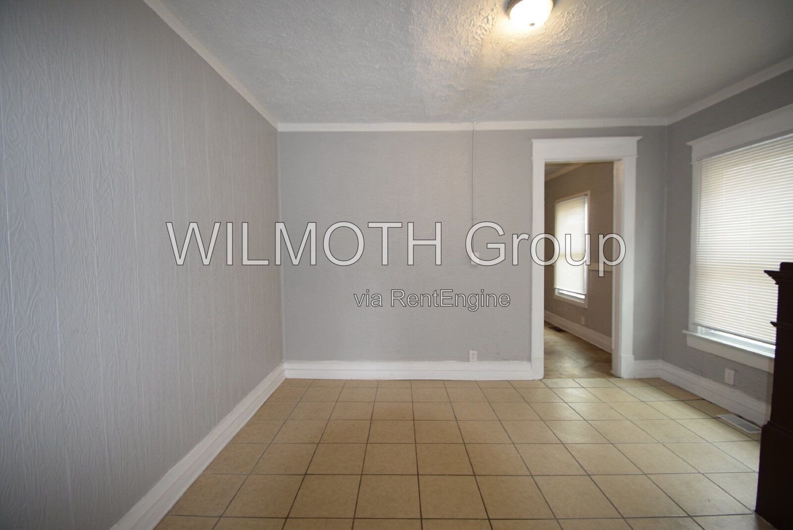 2-Bedroom Duplex with Gleaming Hardwood Floors at 1040 Division Street, Indianapolis! property image