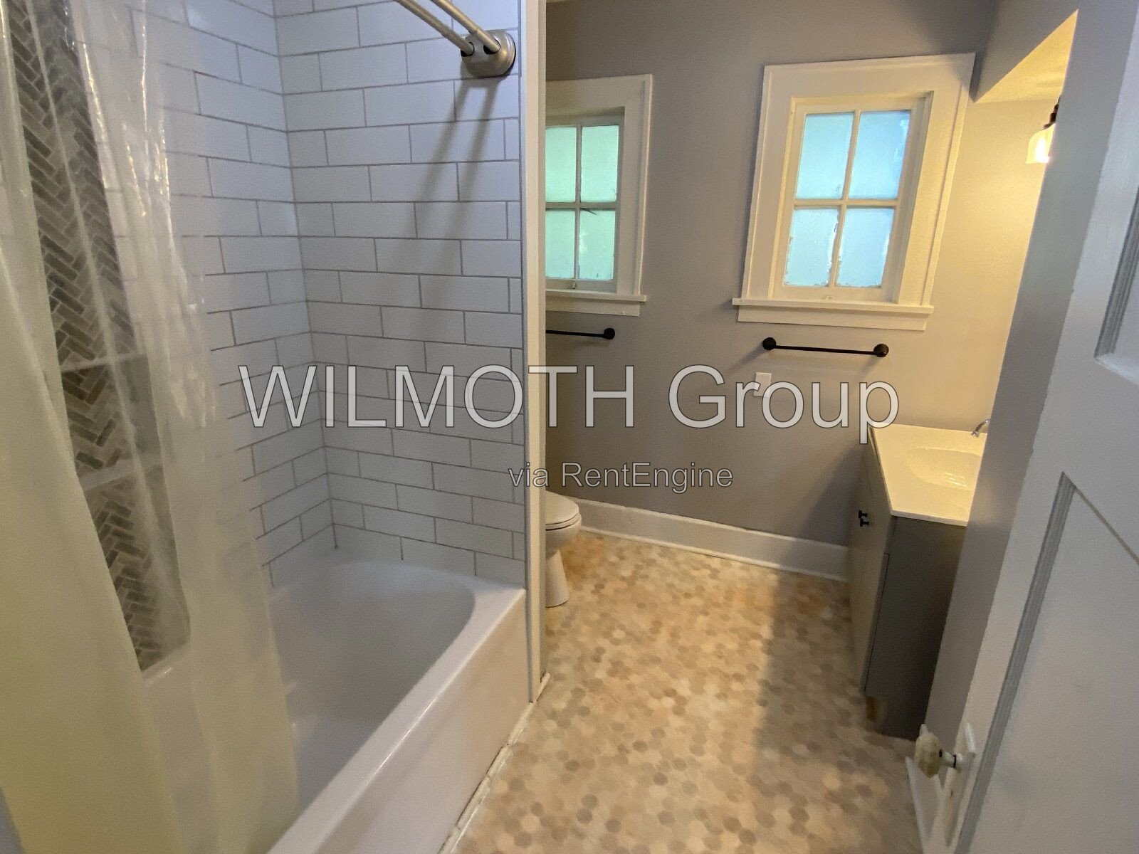 3-Bed Home with Spacious 2,225 Sq Ft & Gleaming Hardwood Floors at 1000 East 8th St, Muncie! property image