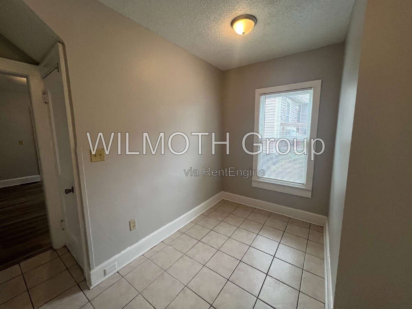 3-Bedroom Duplex at 3948 Boulevard Place – Spacious 1260 Sq Ft Gem in Indianapolis! property image