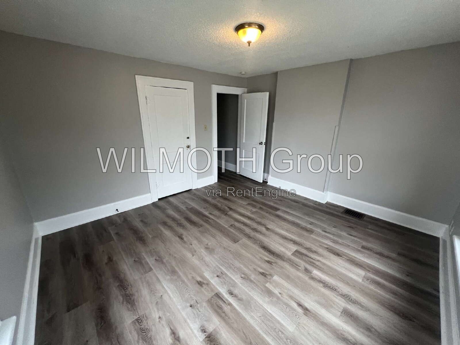 3-Bedroom Duplex at 3948 Boulevard Place – Spacious 1260 Sq Ft Gem in Indianapolis! property image