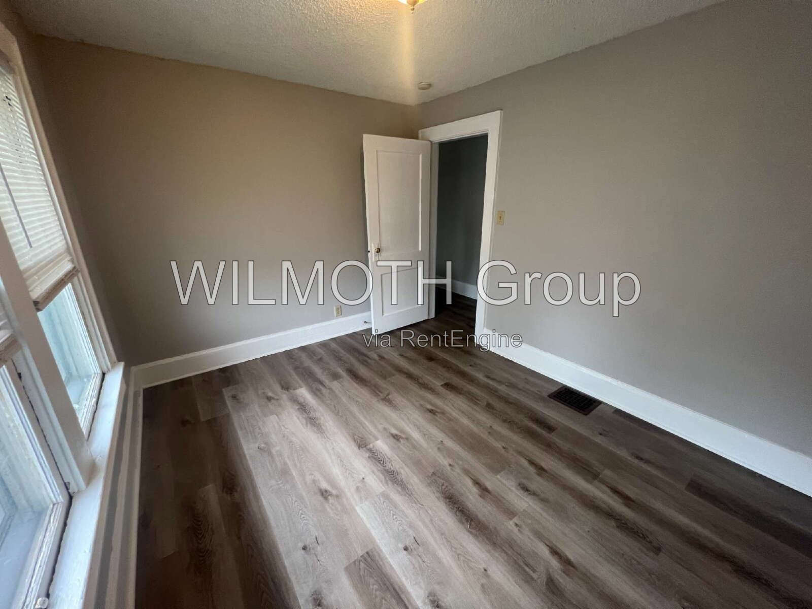 3-Bedroom Duplex at 3948 Boulevard Place – Spacious 1260 Sq Ft Gem in Indianapolis! property image