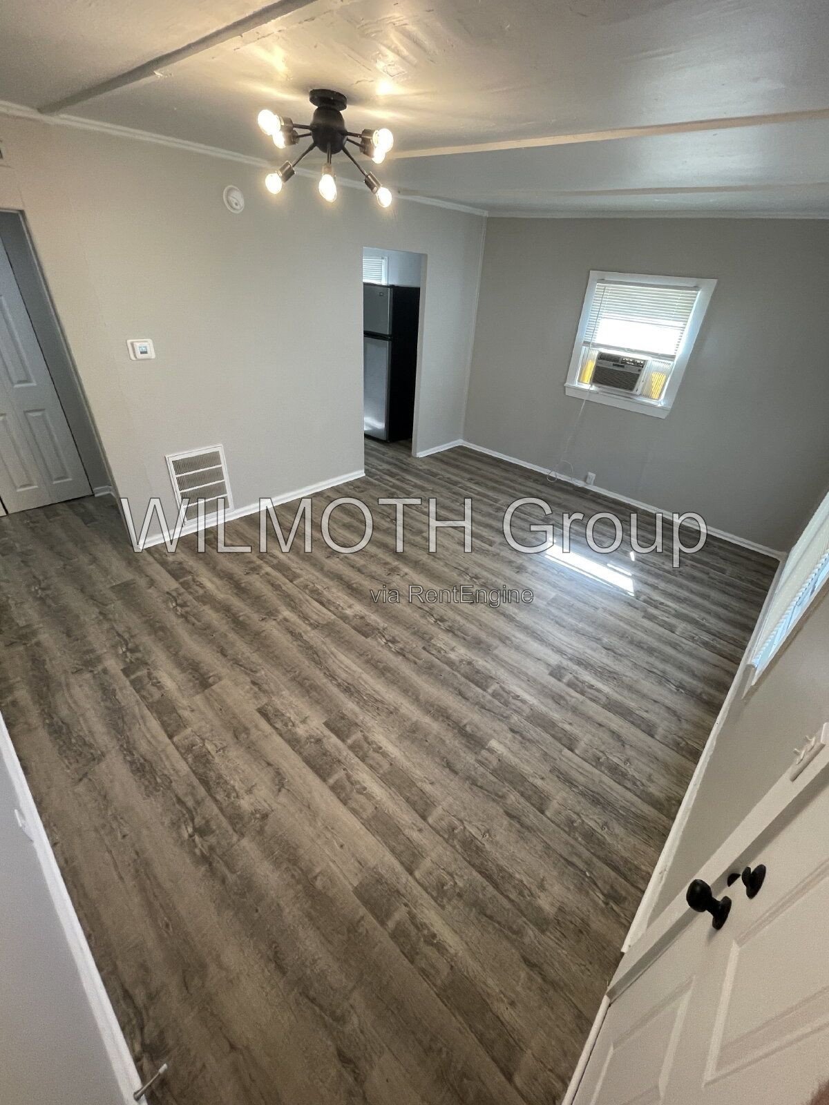 2-Bedroom Retreat at 3121 North Temple Avenue, Indianapolis - Cozy Living in 725 sqft! property image