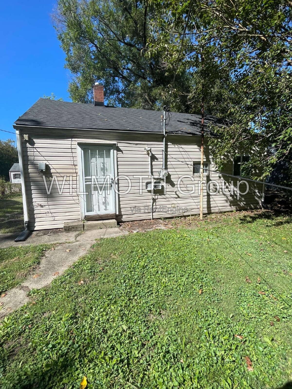 2-Bedroom Retreat at 3121 North Temple Avenue, Indianapolis - Cozy Living in 725 sqft! property image