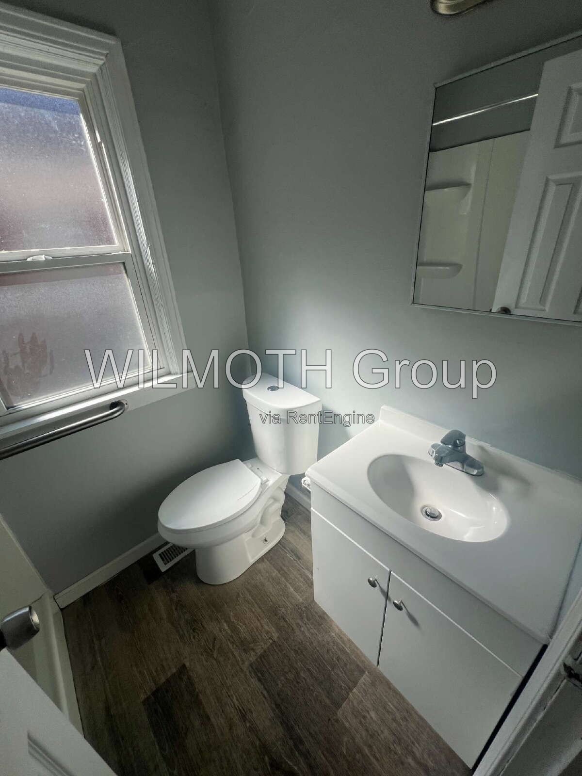 1-Bedroom Gem with Gleaming Hardwood Floors in Indianapolis! property image