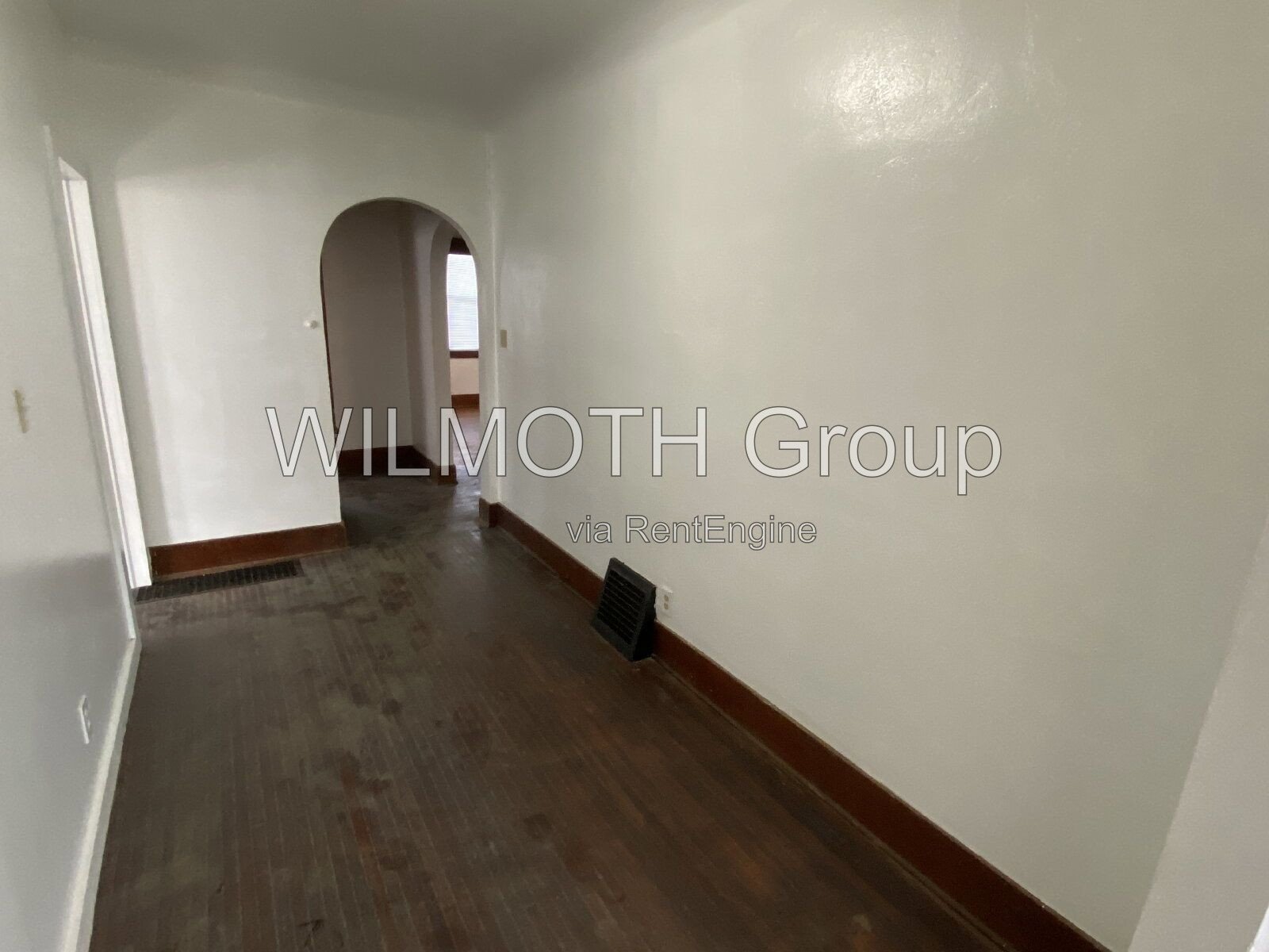 3-Bedroom Duplex with Hardwood Elegance at 404 South 1st Street, Gas City! property image