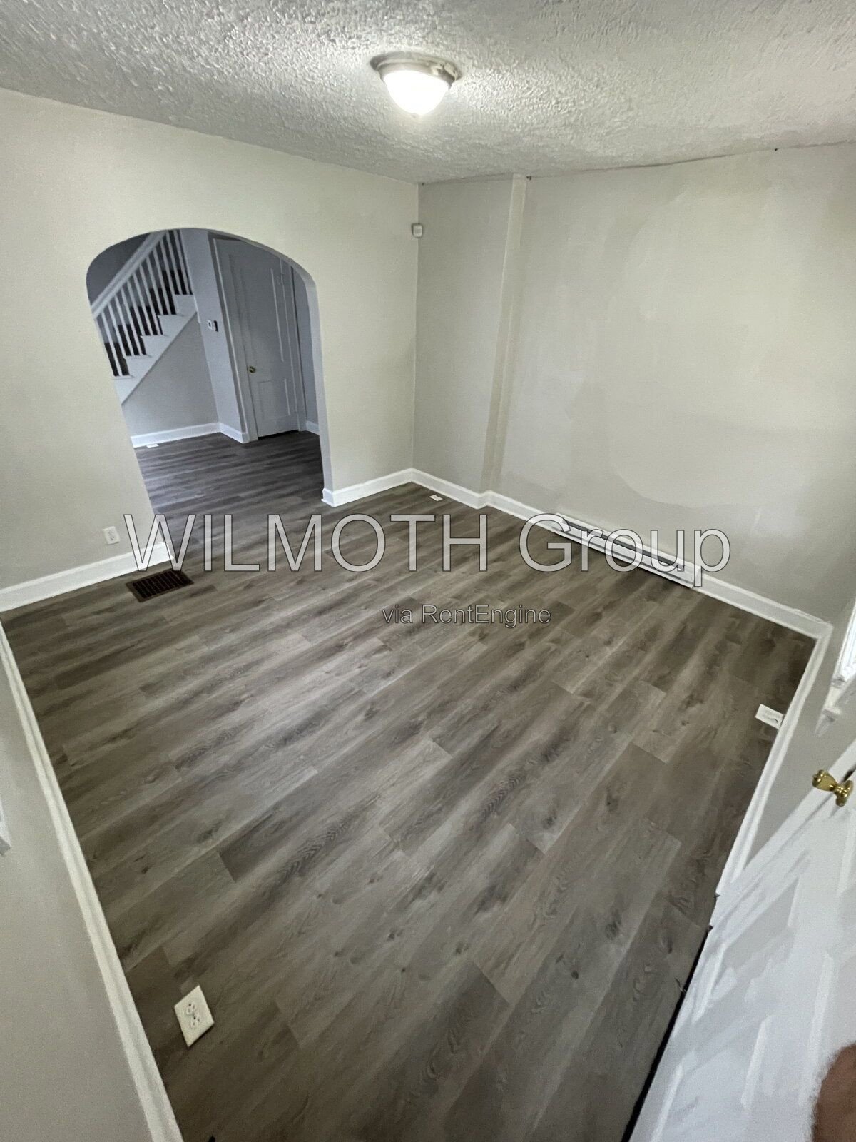 1-Bedroom Retreat on North Drexel Avenue – Cozy 806 Sq Ft Haven in Indianapolis! property image
