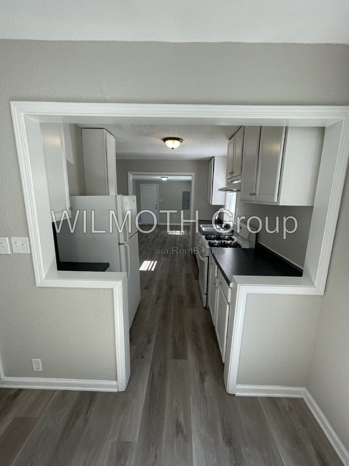 3-Bedroom Gem on Wallace Avenue with Spacious Living – 1,241 Sq. Ft. of Comfort! property image