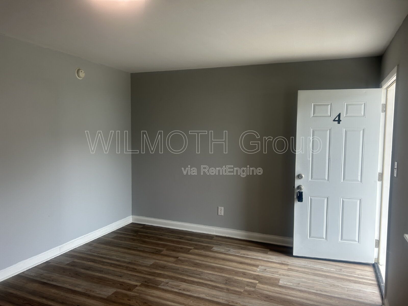 1-Bed Retreat in Shelbyville - Cozy Living at 135 West Hendricks Street! property image