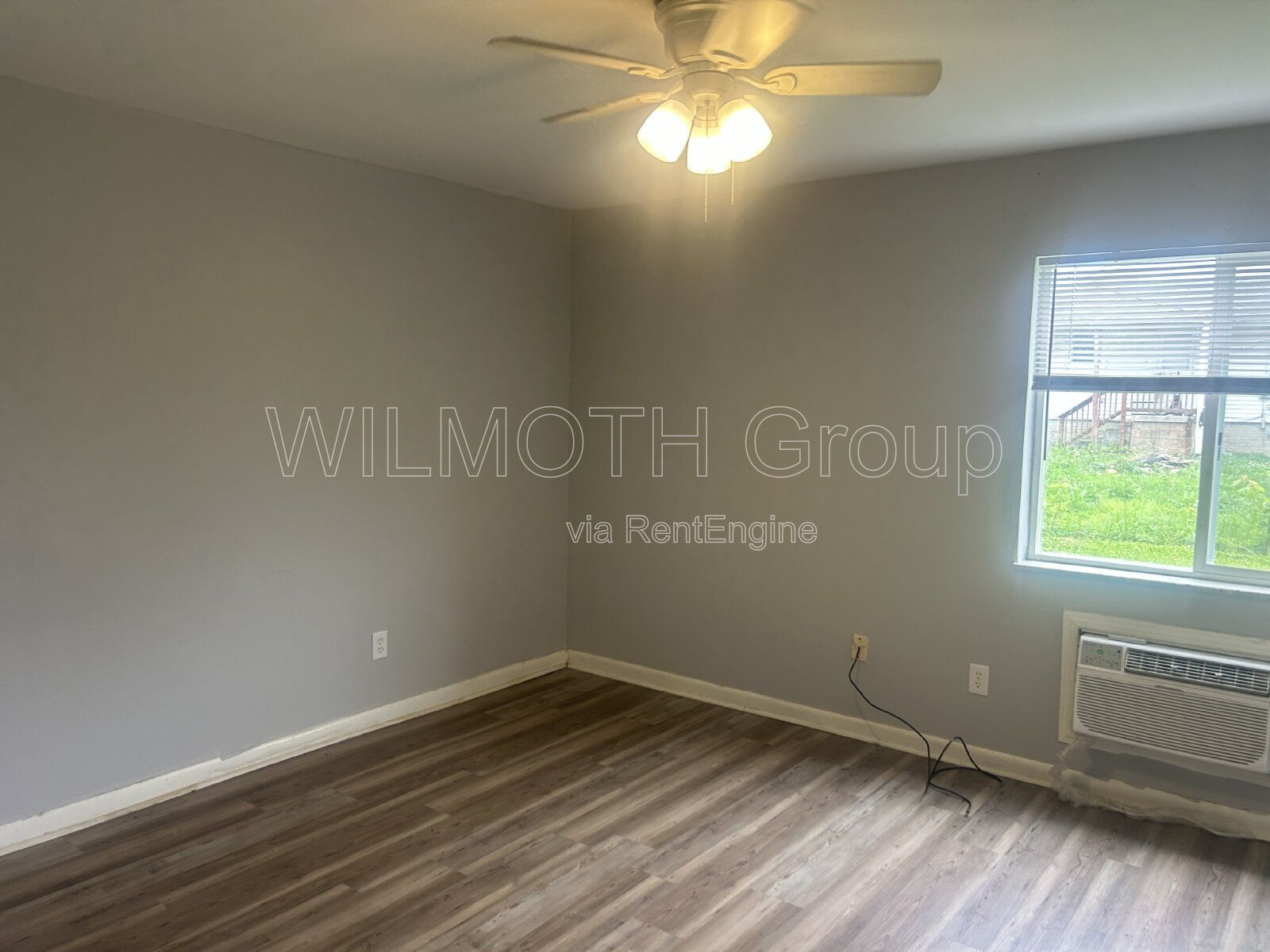 1-Bed Retreat in Shelbyville - Cozy Living at 135 West Hendricks Street! property image